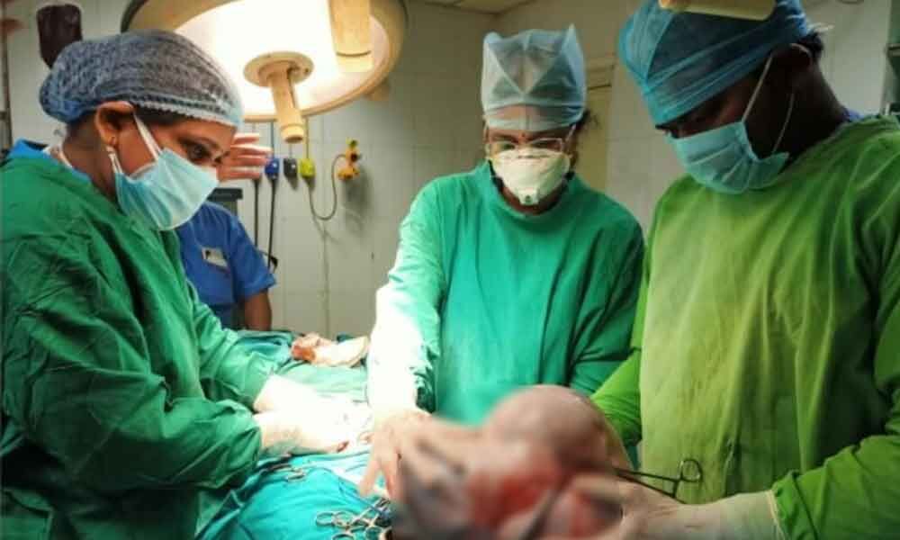 Vijayawada Kg Ovarian Cyst Removed In Rare Surgery