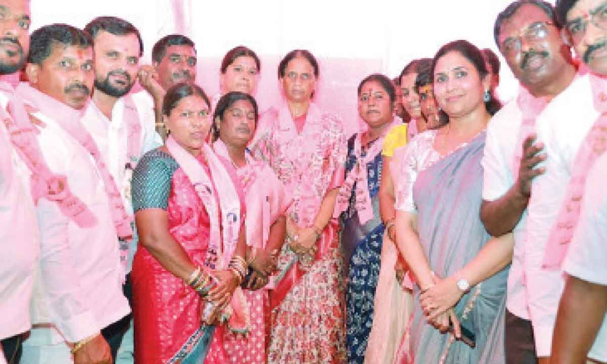 Sabitha Indra Reddy Empowers Women In Her Constituency