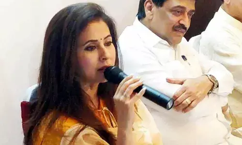Urmila Matondkar resigns from Congress, cites petty in-house politics as reason