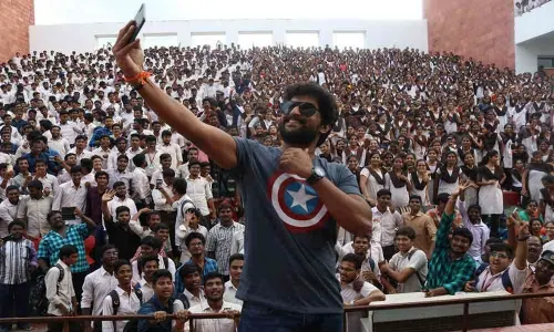 Gang Leader movie unit visits VVIT in Guntur