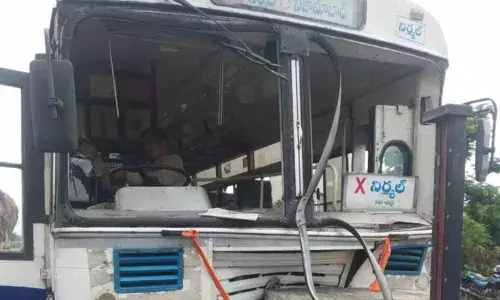 Nirmal: 25 passengers escape with minor injuries in mishap