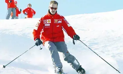 Schumacher in Paris for cell therapy