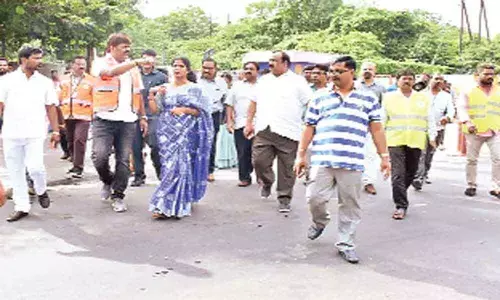 Mayor Bonthu Rammohan sensitises people on viral fevers