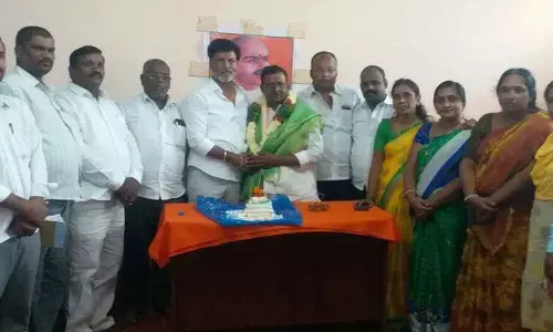 TRS sure to split, claims BJP leader