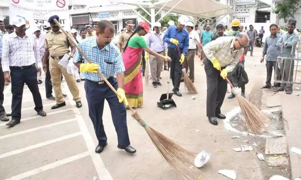 South Central Railway launches Swachhata drive at Railway Stations