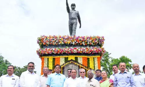 Forest Martyrs Day observed at zoo