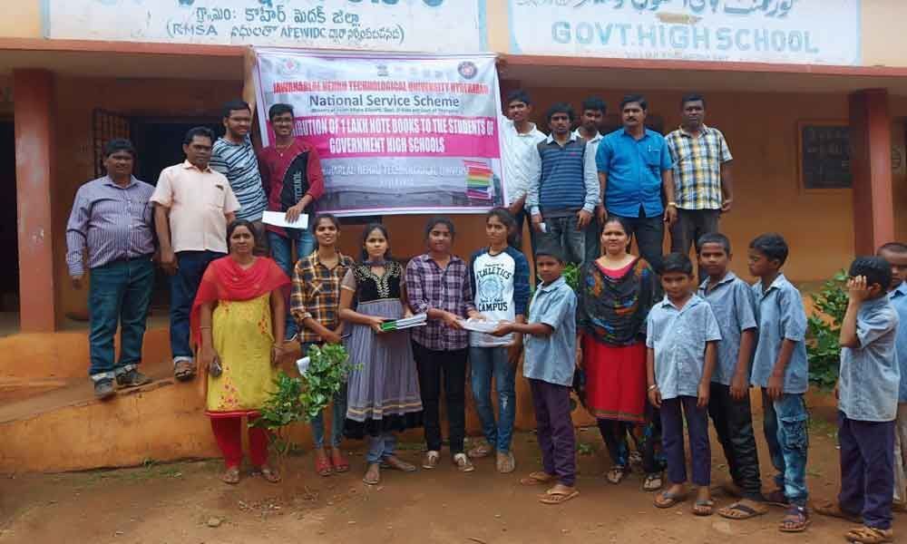 JNTU-Hyderabad NSS volunteers distribute 20K notebooks