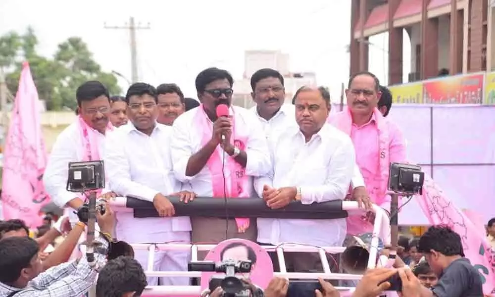 Puvvada promises to ensure all-round development of dist