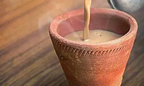 Aiming to Eliminate Single-use Plastic, Passengers at 400 Railway Stations to Soon be Served Tea in Kulhads