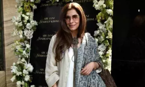 Dimple Kapadia redefines aging