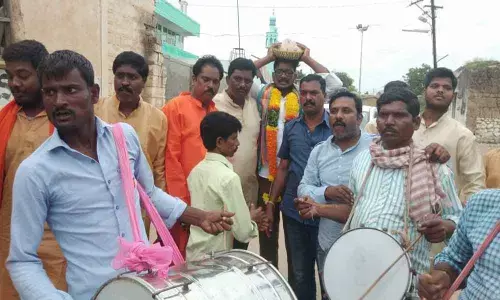 Muslim youth wins laddu for 41k