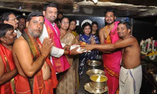 Anantha Chathurdasi prayers performed