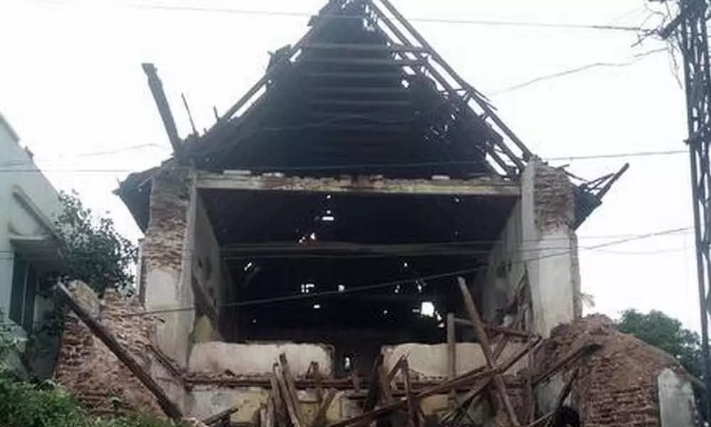 Kochi: 600-year-old synagogue collapses due to rains