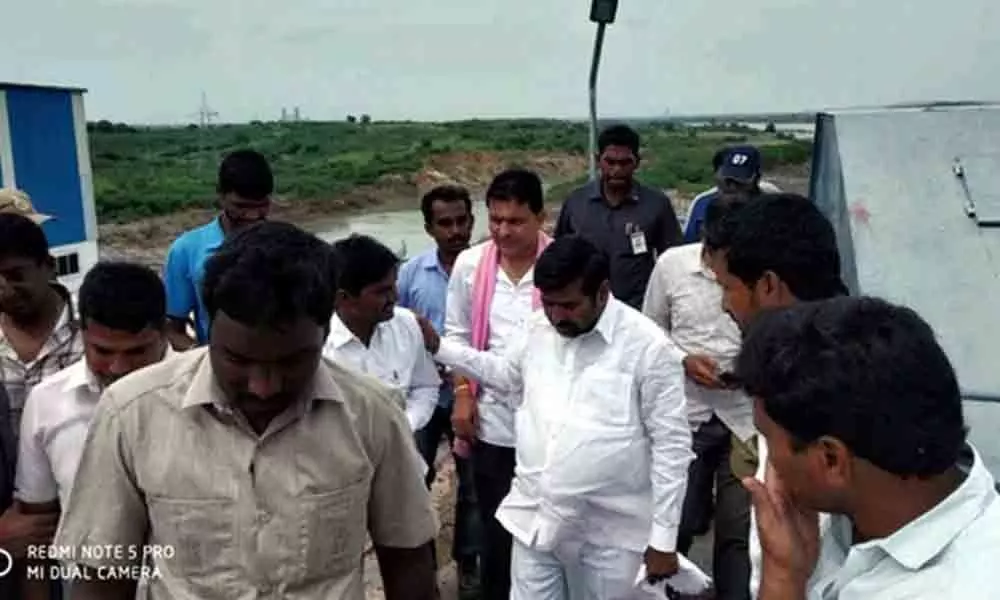 Energy Minister makes surprise visit to Pulichinthala project