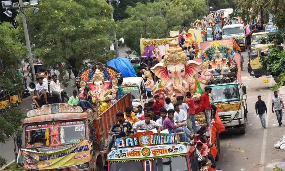 Obstacle-free ride for Ganesha ends