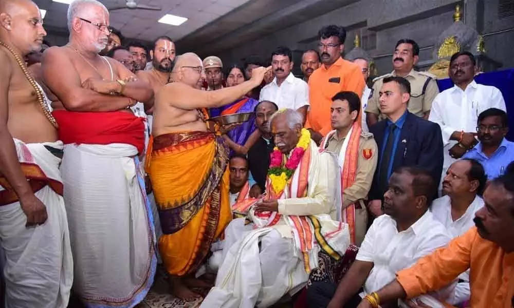 Dattatreya visits Yadadri temple