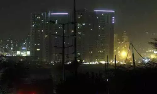 Several streetlights turn dysfunctional