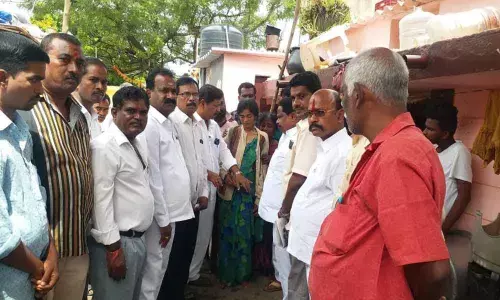 Pay 10 lakh each to kin of dengue victims: Leaders