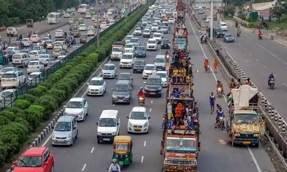 BJP opposes odd-even traffic system, writes to Arvind Kejriwal