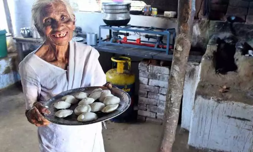 82-year-old grannys Rs 1 idli goes viral on social media