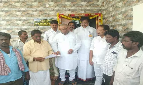 YSRCP activists run riot in villages in Guntur