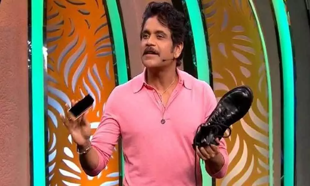 Bigg Boss Telugu Season 3: Nagarjuna Polished Shoes On Bigg Boss House