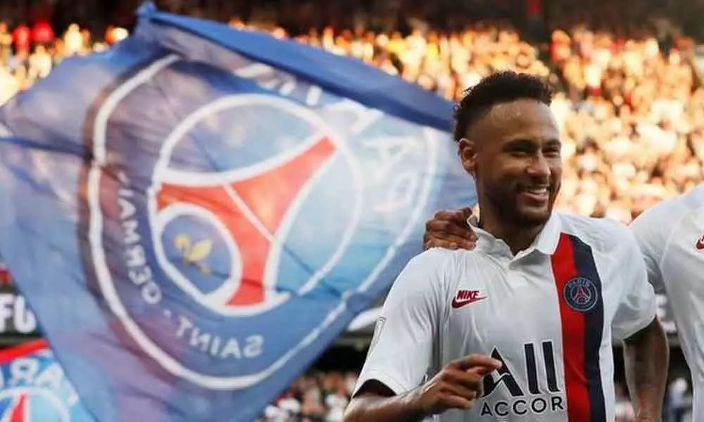 Jeered and insulted by some PSG fans, Neymar scores winner