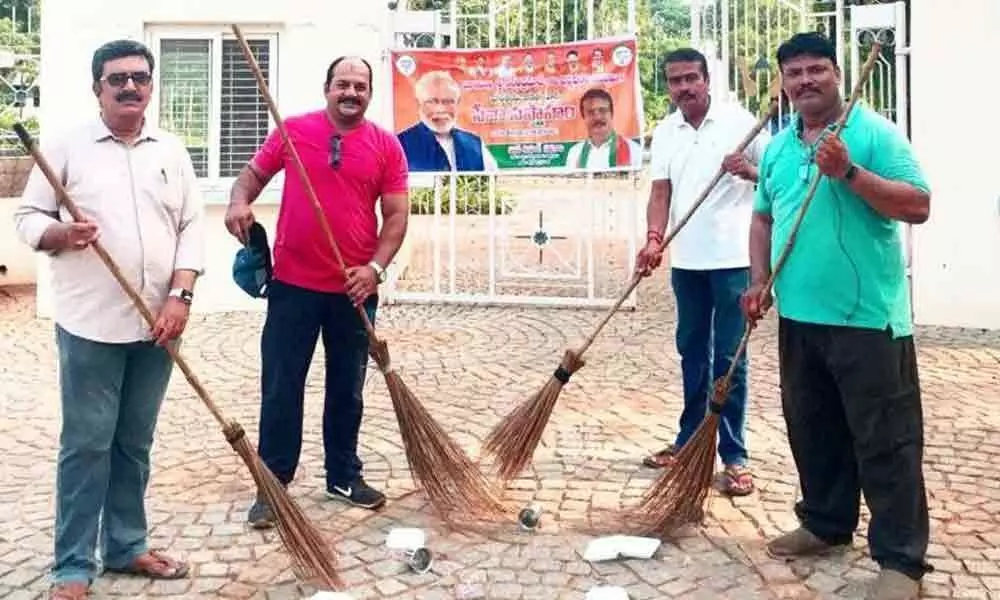 BJP activists participate in Seva Saptaham