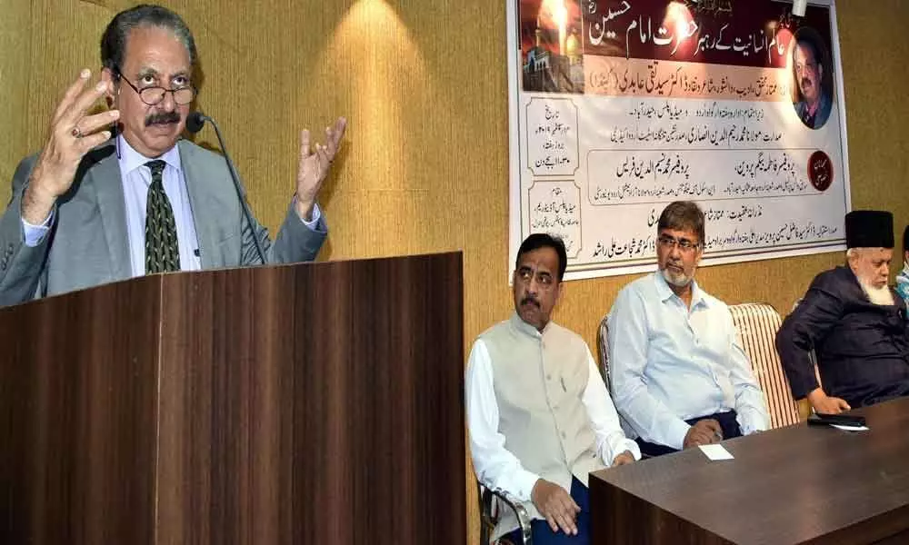 Eminent scholar delivers talk