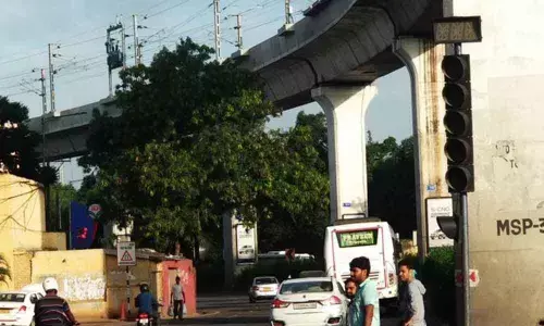 Traffic affected due to signal system glitch