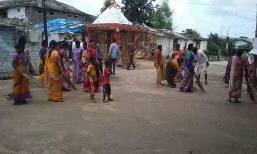 People told to shun plastic, not to litter