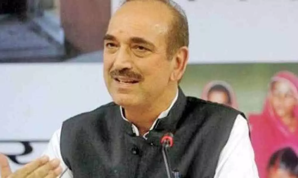 Ghulam Nabi Azad thanks SC for allowing him to visit J&K