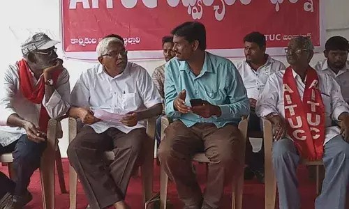 Pay minimum wages, demands Professor Kodandaram
