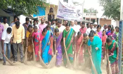 ZP chief takes part in Swachh drive