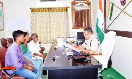 Talk affectionately with petitioners: SP C Shashidhar Raju