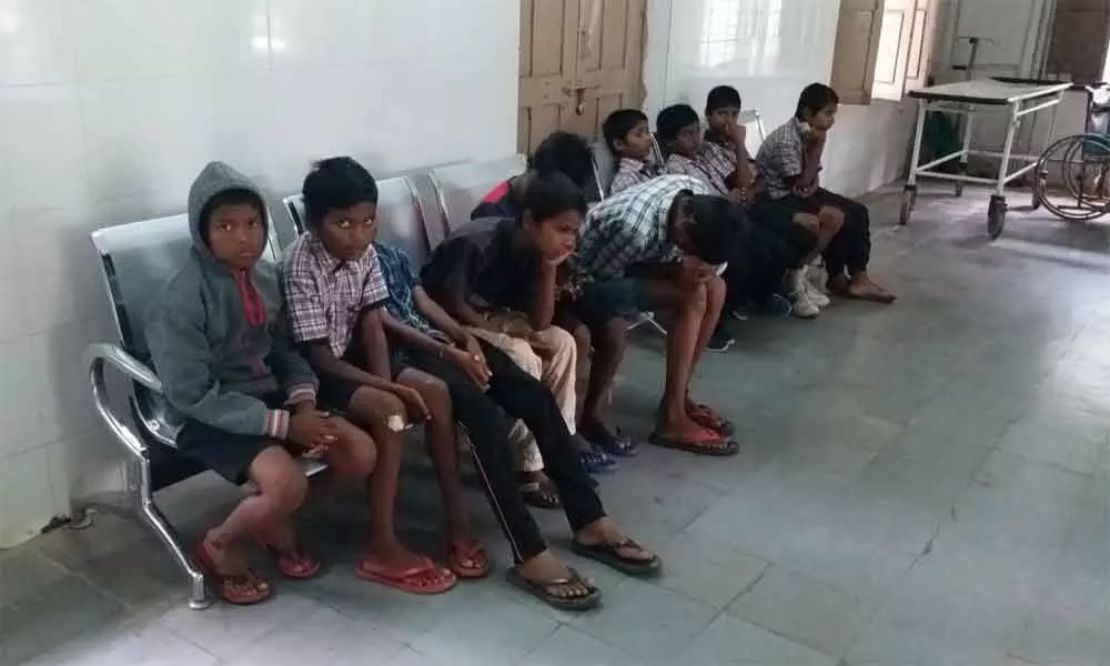 Ailing kids uncared for at hostel whole night