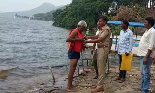 Mulugu: Cops check safety measures