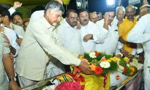 No curbs for Kodelas funeral: Cops