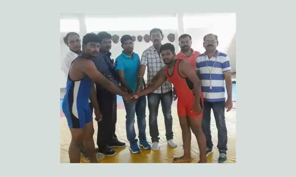Win medals at national-level wrestling competition: Karimnagar DYSO