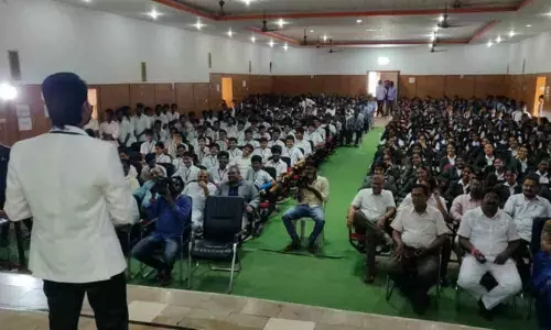 Nizamabad: Practice perseverance to highest peaks