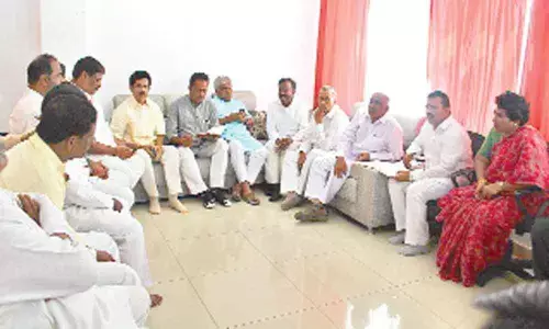 BJP reviews steps for Jan Jagaran meet