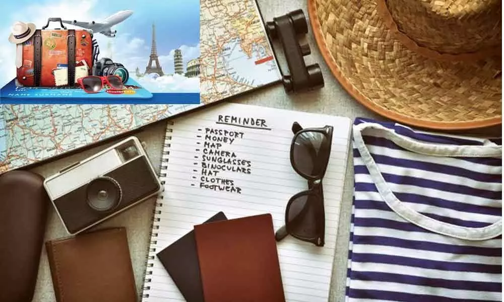 5 less expensive but are amazing gifts for the people who love to travel