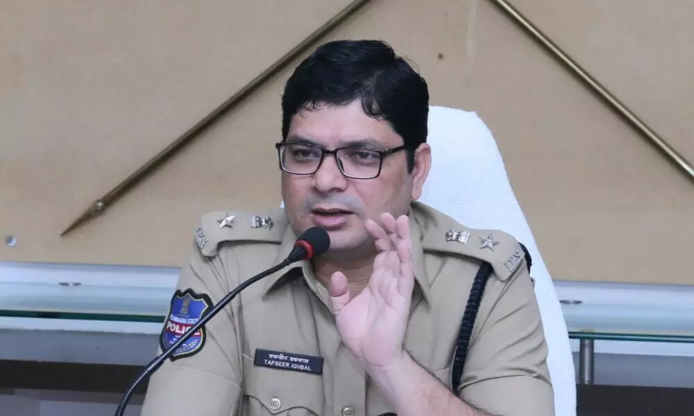 Top cop calls for awareness programmes on wearing helmets in Khammam