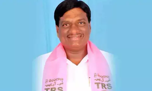 Parigi MLA Mahesh Reddy met with an accident near chevella