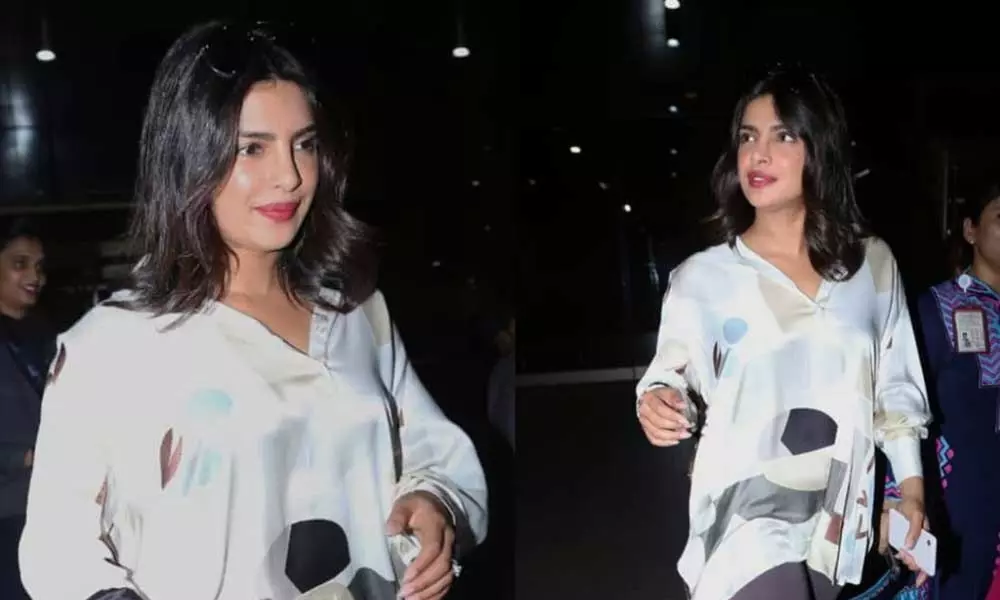 Priyanka Chopra Jonas returns to her Matru  Bhoomi after 6 months gets snapped at the airport