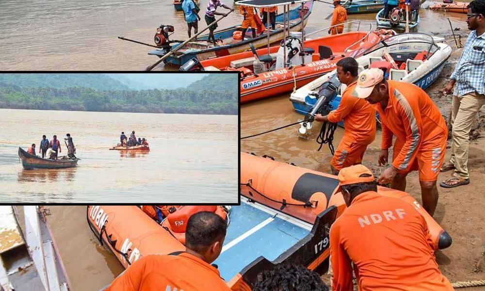 One More Body Retrieved From Godavari River At Kachuluru 3661