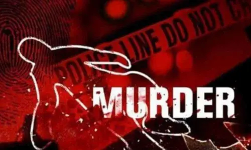 Hyderabad: Unidentified people kill auto driver in Begumpet police station limits