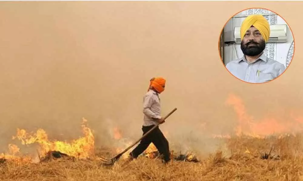 This Punjab official pens songs to stop stubble burning