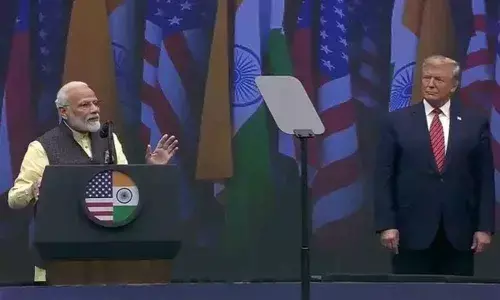 Abki bar Trump Sarkar: PM Modi heaps praise on friend Trump