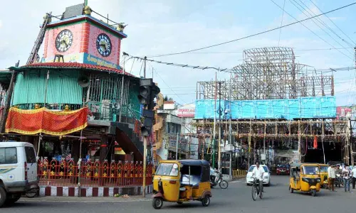 Arrangements in full swing for Devi Navaratrulu in Rajamahendravaram